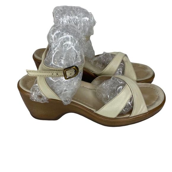Dansko Arabella Sandals Women's 39 EUR Champagne Satin Heel Clog Shoes 8.5-9 US - Picture 3 of 9